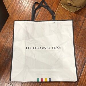 NEW Hudson’s Bay Company HBC multistripes White Tote shopping Bag - XL size